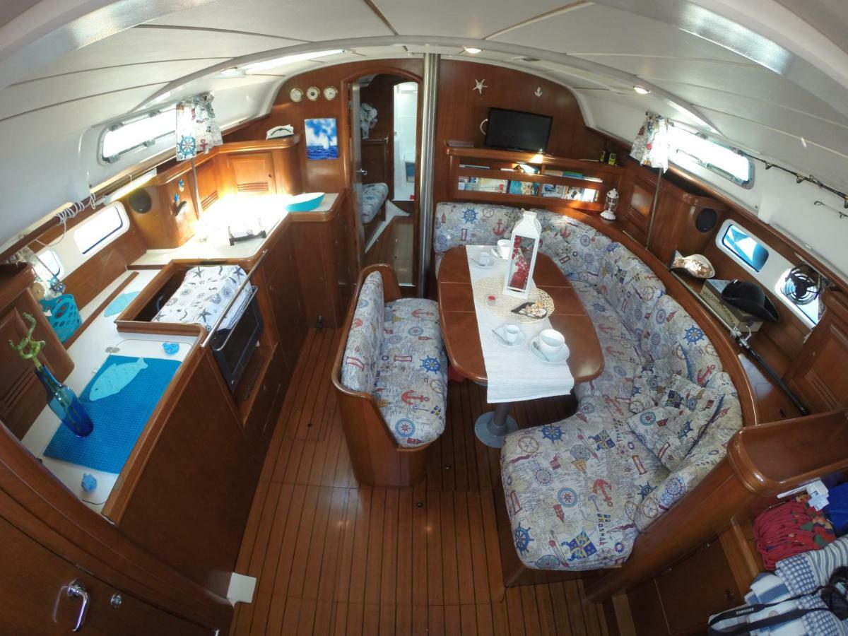 Yacht Suite Marina Di Grosseto Bagian luar foto