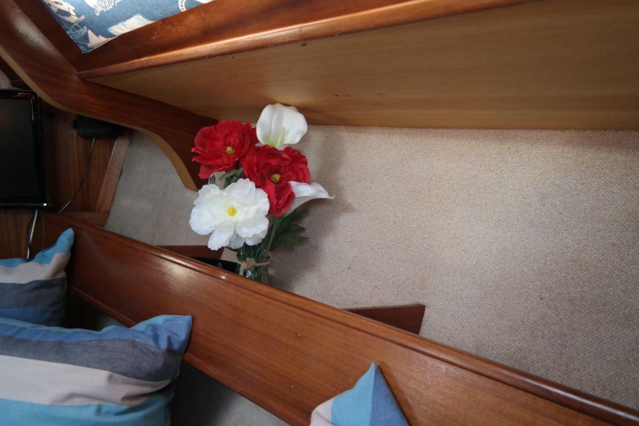 Yacht Suite Marina Di Grosseto Bagian luar foto